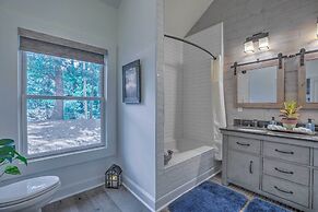 Beautiful Lakefront Studio: Dock, Fire Pit, Kayak