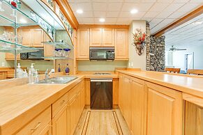 Peaceful Lawrenceville Cabin w/ Hot Tub on 6 Acres