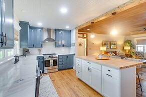 Beautiful Georgia Farmhouse Rental w/ Patio