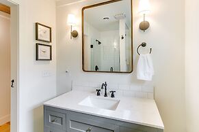Beautiful Georgia Farmhouse Rental w/ Patio