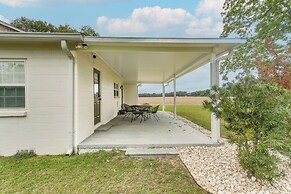 Beautiful Georgia Farmhouse Rental w/ Patio