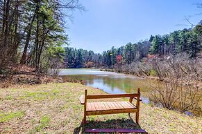 Lakefront Blue Ridge Cabin w/ Hot Tub!