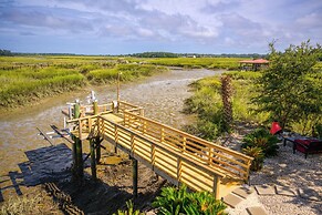 Riverfront Savannah Retreat w/ Private Dock!