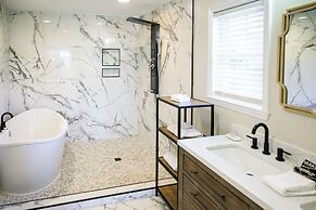 Riverfront Savannah Retreat w/ Private Dock!