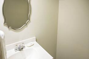 Riverfront Savannah Retreat w/ Private Dock!