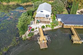 Riverfront Savannah Retreat w/ Private Dock!