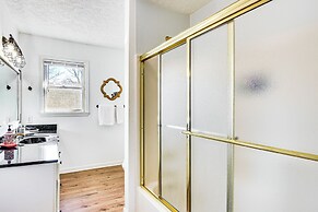 Waterfront Casabella Cottage w/ Kayaks & Fishing