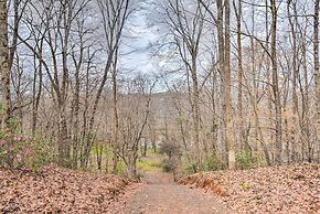 Ranch Home w/ Front Porch on Etowah River!