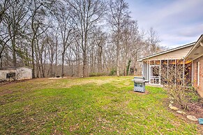 Ranch Home w/ Front Porch on Etowah River!