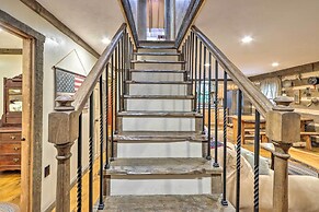 Cozy Creekside Mountain Escape w/ Hot Tub!