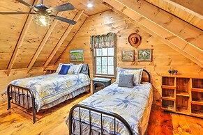 Cozy Creekside Mountain Escape w/ Hot Tub!