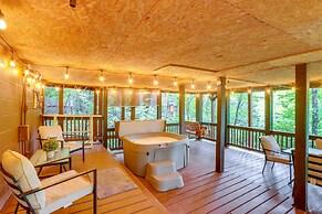 'deer Haven' Cabin: 5 Mi to Dtwn Blue Ridge!