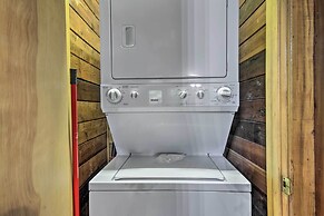 'deer Haven' Cabin: 5 Mi to Dtwn Blue Ridge!