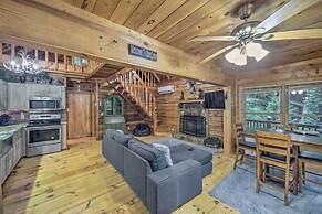 'deer Haven' Cabin: 5 Mi to Dtwn Blue Ridge!