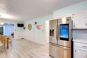 Mableton Home w/ Private Pool ~ 15 Mi to Atl!