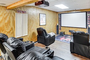 Calhoun Cabin w/ River View + Wraparound Deck