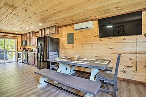 Brand-new Trenton Cabin: Panoramic Lake Views