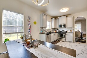 Snellville Abode < 9 Mi to Stone Mtn Park!