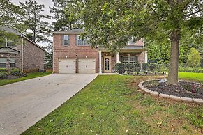 Snellville Abode < 9 Mi to Stone Mtn Park!