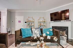 Snellville Abode < 9 Mi to Stone Mtn Park!