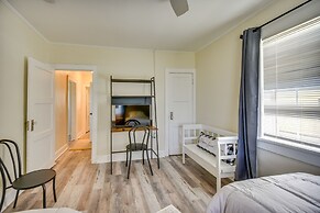 Charming Newport News Cottage < 1 Mi to Ocean!