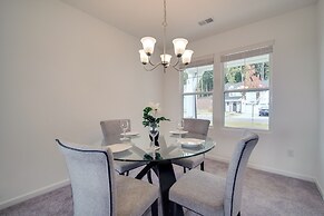 Modern Canton Home: 10 Mi to Lake Allatoona!
