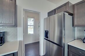 Modern Canton Home: 10 Mi to Lake Allatoona!