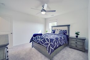 Modern Canton Home: 10 Mi to Lake Allatoona!