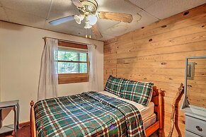 Idyllic Blue Ridge Cabin ~ 1 Mi to Downtown!