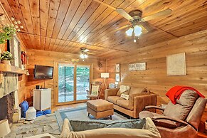 Idyllic Blue Ridge Cabin ~ 1 Mi to Downtown!