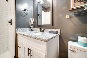 Modern Nashville Studio ~ 5 Mi to Downtown!