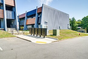 Modern Nashville Studio ~ 5 Mi to Downtown!