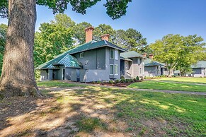 Williamsburg Condo Rental: 3 Mi to Busch Gardens!