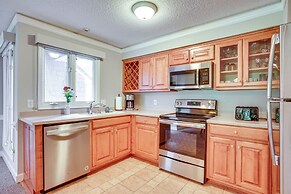 Williamsburg Condo Rental: 3 Mi to Busch Gardens!