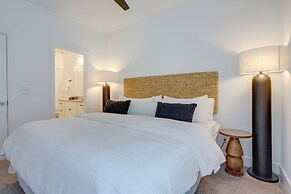 Modern & Luxe Lake Arrowhead Villa Near Marina!