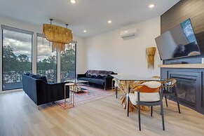 Modern & Luxe Lake Arrowhead Villa Near Marina!