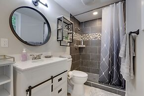 Fayetteville Vacation Rental - Near Lake Mcintosh!