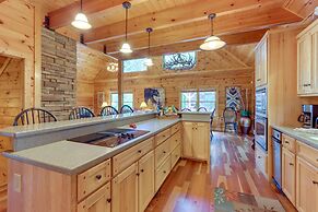 Mineral Bluff 'bear Ridge Cabin' w/ Hot Tub!