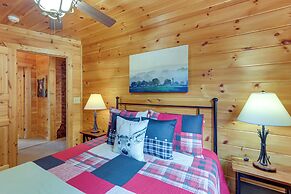 Mineral Bluff 'bear Ridge Cabin' w/ Hot Tub!