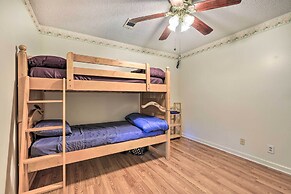 Lakefront Macon Getaway: Grill, Pet Friendly!