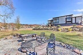 Tiny Home Retreat w/ Fire Pit ~ 3 Mi to Lake!