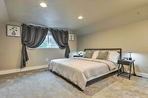 Seattle Home w/ Private Yard ~ 8 Mi to Dtwn!