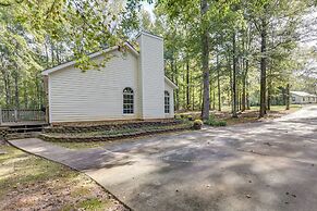 Pet-friendly Lagrange Vacation Rental w/ Deck!