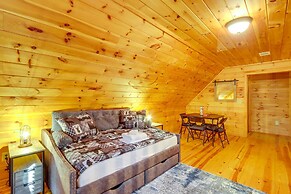 Ellijay Cabin Rental w/ Hot Tub & Resort Amenities