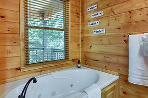 Ellijay Cabin Rental w/ Hot Tub & Resort Amenities