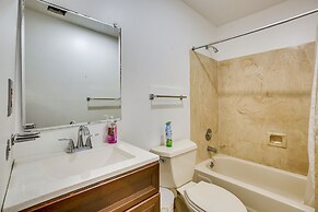 4 Mi to Bourbon St: Spacious Retreat w/ Wet Bar!