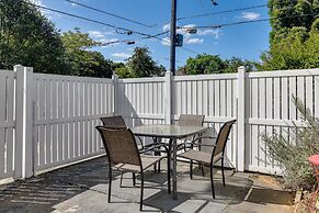 Portland Home: Private Hot Tub, Porch & Patio