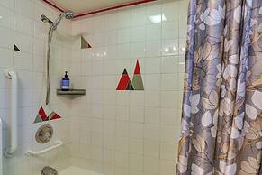 Walk to Williams District: Home w/ Hot Tub & Patio