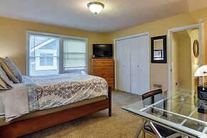 Walk to Williams District: Home w/ Hot Tub & Patio