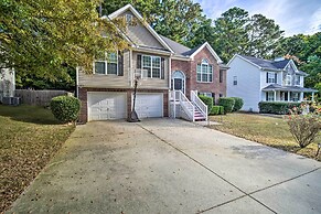 Spacious Acworth Home w/ Deck ~ 1 Mi to Lake